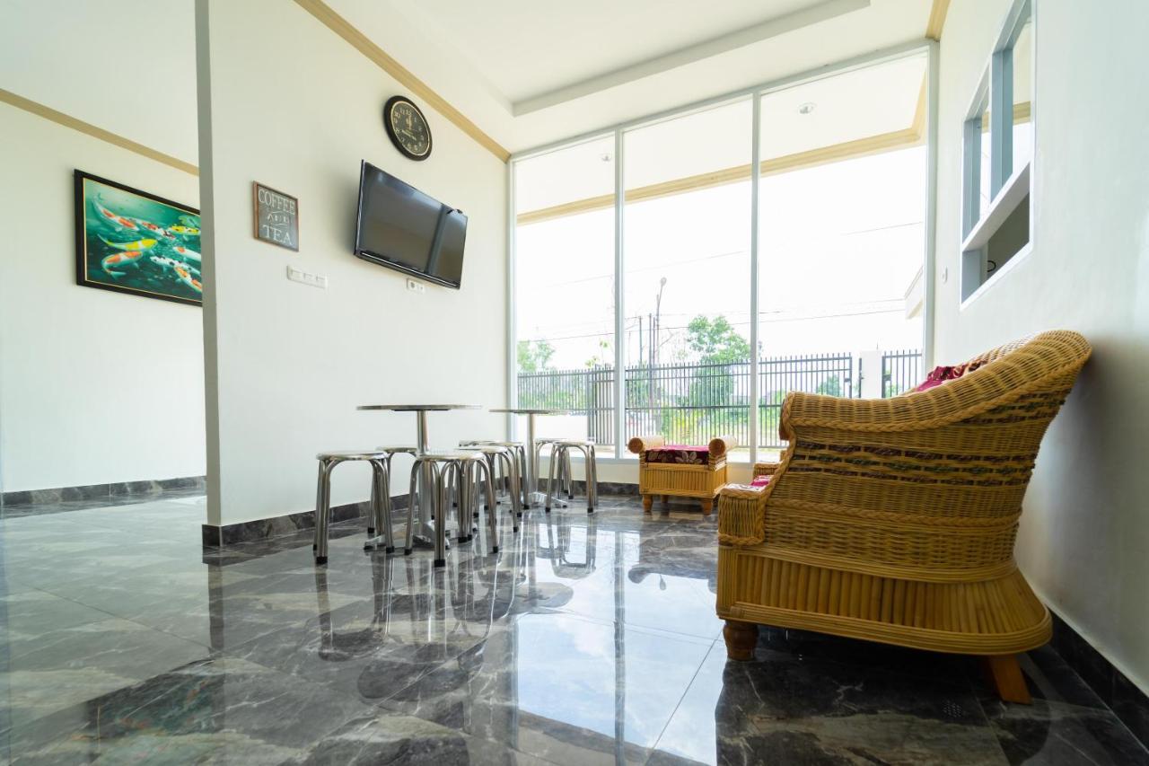 Reddoorz Near Griya Agung Palembang Hotel Talang Kelapa Luaran gambar